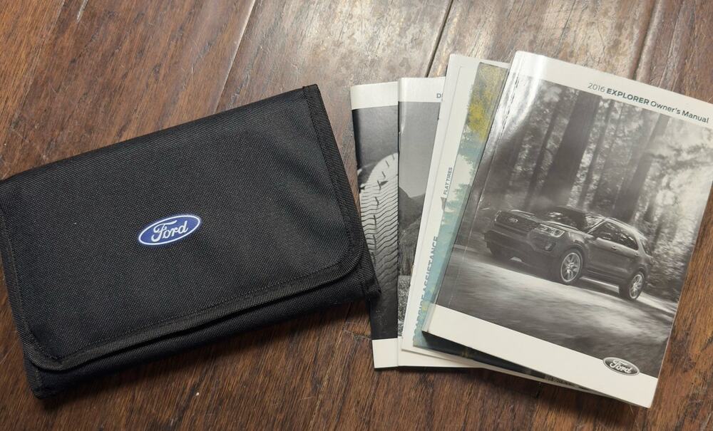 2016 Ford Explorer Owner’s Manual Set OEM w/ Case Guide Booklets Complete